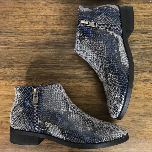 Anthropologie Vanessa Wu Snake Print Ankle Boots - Picture 3 of 8